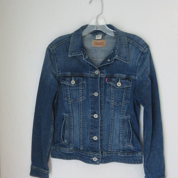 Levi's Jackets & Blazers - Levi's Blue Trucker Jean Jacket Size Medium